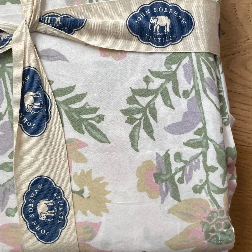 John Robshaw Hina Duvet, NWT